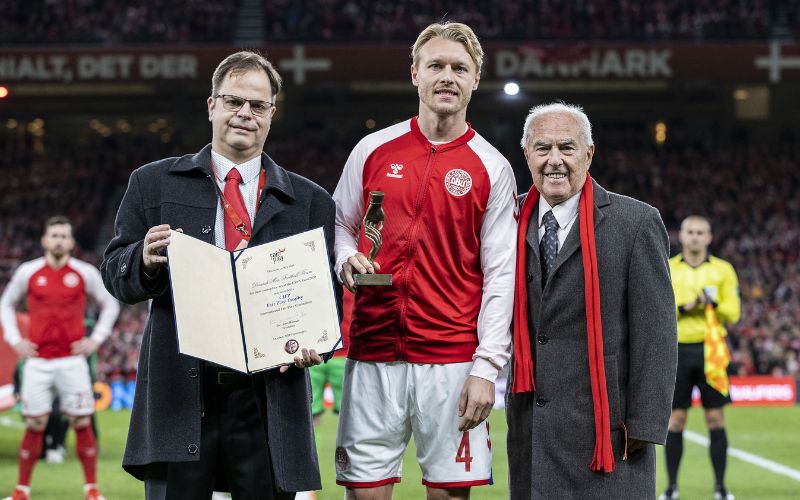 fair play trong bóng đá chuyên nghiệp